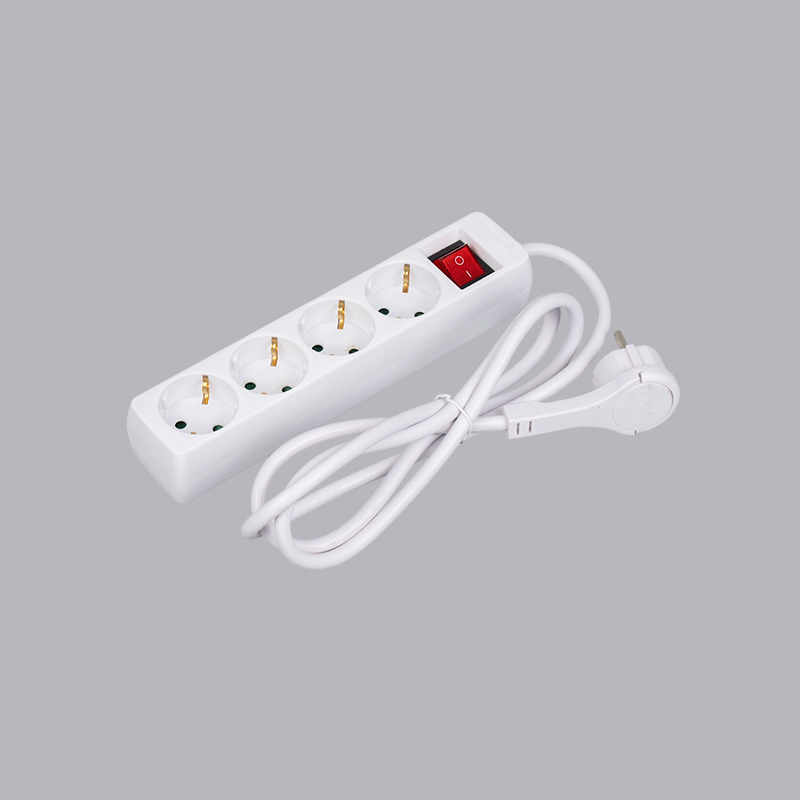 LOB-04KL Tysk typ rektangulärt format 4-vägs grenuttag med dragring och strömbrytare Multi-Socket