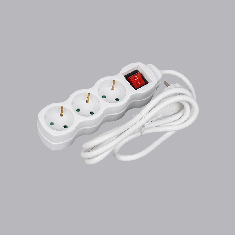LOG-03KL Tysk kalebassformad 3-vägs grenuttag med dragring och strömbrytare Multi-Socket