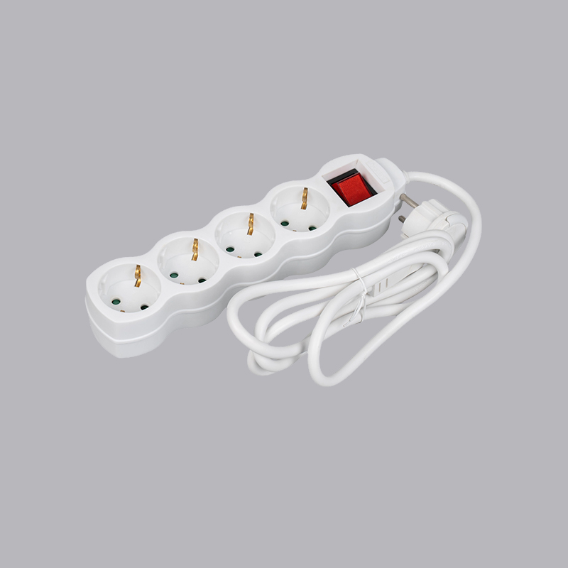 LOG-04KL Tysk kalebassformad 4-vägs grenuttag med dragring och strömbrytare Multi-Socket